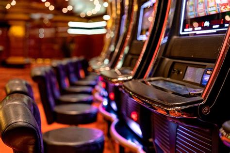 25 cent slot machine max bet|Slot Machine Denominations Explained: How to Know .